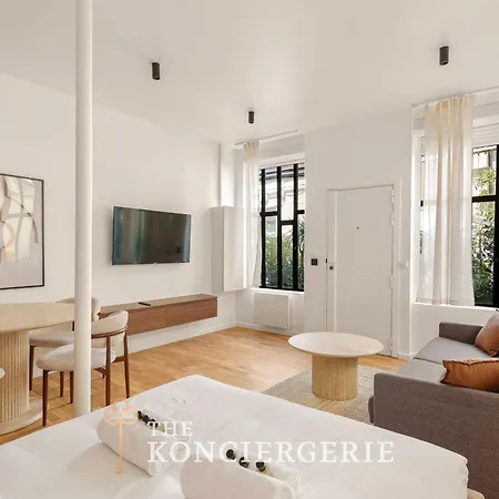Apartment Atelier Verriere Sur Cour - Bastille 11e